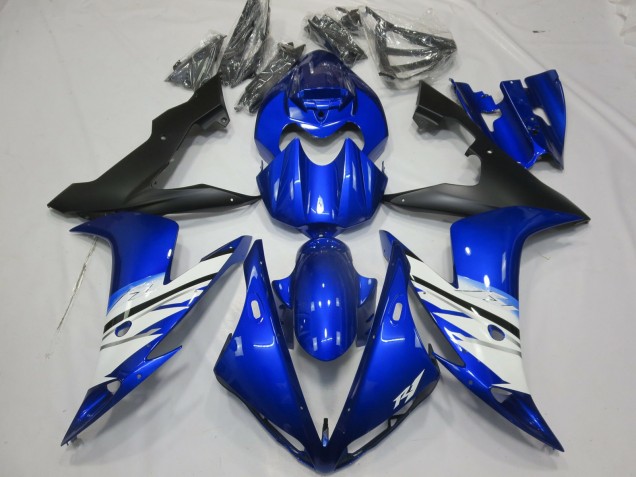 2004-2006 Black Blue and White Yamaha R1 Motorcycle Fairings 2004-2006 Black Blue and White Yamaha R1 Motorcycle Fairings