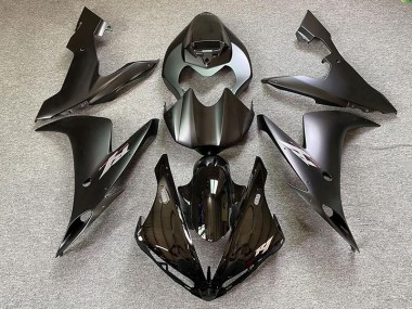 2004-2006 Matte Black Style Yamaha R1 Motorcycle Fairings