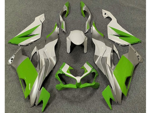 2019-2023 Green White and Silver Kawasaki ZX6R Motorcycle Fairings 2019-2023 Green White and Silver Kawasaki ZX6R Motorcycle Fairings